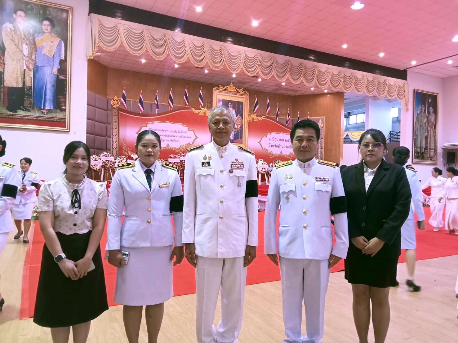 title - ส.ป.ก.จังหวัดอำนาจเจริญ ร่วมพิธีวางพวงมาลาและถวายราชสดุดีเนื่องในวันที่ระลึก 